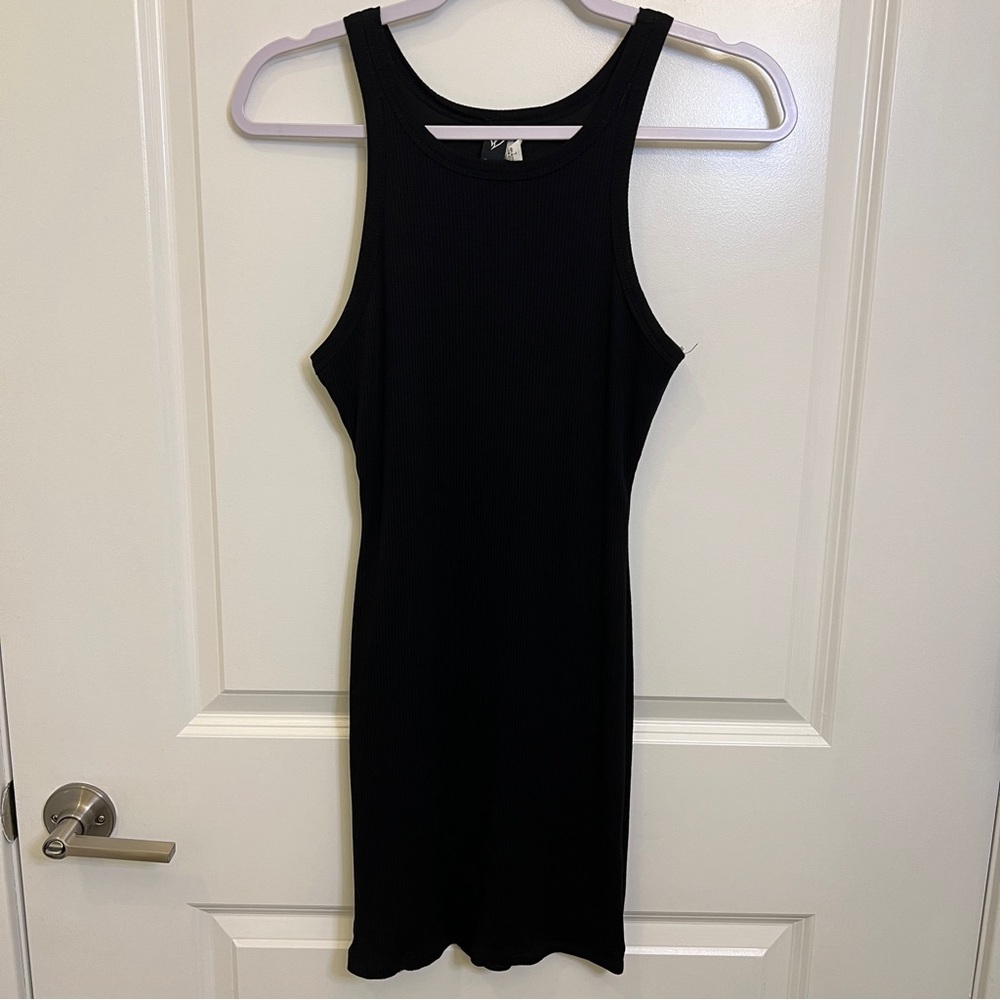 Black ribbed body con mini dress
